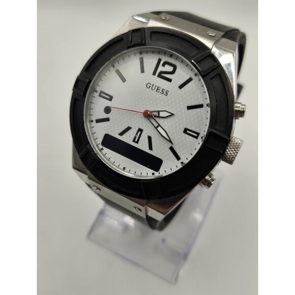 GUESS Connect Mens Analog/Digital C0001G4 Smartwatch. - Picture 4 of 6